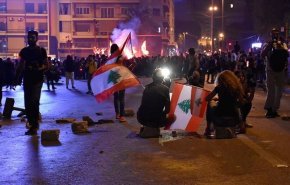 حزب الله يحذر من مسببي الفتن وقبلان يدين الإساءة لأي رمز ديني

