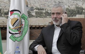 هنية يهاتف النخالة معزياً بوفاة القائد الدكتور رمضان شلح
