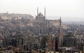 مصر تقترض 13 مليار دولار في أقل من شهر وتتفاوض على المزيد