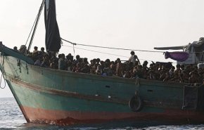 ماليزيا تعتقل مهاجرين من الروهينغا عند مياهها الإقليمية
