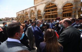 بالصور: الكاظمي يزور كنيسة مار أدي بقضاء الحمدانية
