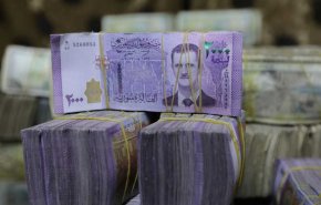 بالصور.. اغراق ادلب بالليرة التركية بدلا من السورية!