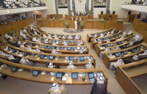 بسبب كورونا.. برلمان الكويت يدعو 52 نائبا لعزل أنفسهم