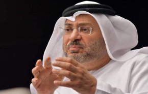 شاهد: هكذا يبرر قرقاش محاولته استجداء التطبيع بين بلاده والاحتلال 