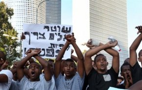 مشاهد من العنصرية تتكرر داخل كيان الاحتلال