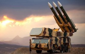 ايران تعرض لأول مرة مشاهد من منظومة 'سوم خرداد' الصاروخية