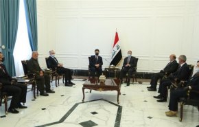 الكاظمي يؤكد لبارزاني أهمية التعاون لتجاوز التحديات الراهنة