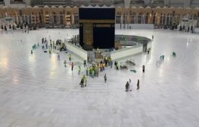 المسلمون يعربون عن خيبة أمل لقرار السعودية تحديد الحج + فيديو