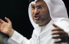 قرقاش يعلق على قرار الرياض بشأن موسم الحج