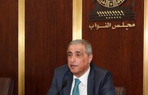نائب لبناني : إلى متى ستبقى الطرقات بعهدة قطاعها لاذلال الناس