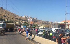 احتجاجات شعبية على وضع المعيشي في لبنان.