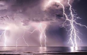 برق يعبر سماء البرازيل هو الأطول الذي تم تسجيله على الاطلاق  