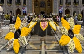 شاهد: حلة جديدة لمرقد الامام الرضا (ع) في ذكرى ميلاده