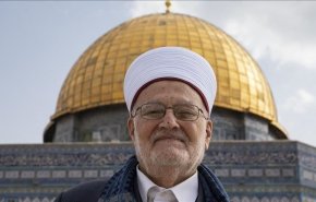 الشيخ عكرمة صبري يدعو الى مواجهة المشاريع الصهيوأميركية