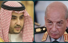 في ظل تهديدات السيسي: السعودية ومصر تبحثان العلاقات العسكرية