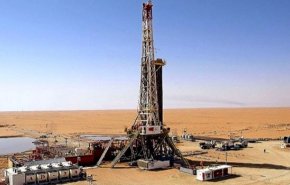 2.8 مليار دولار.. عائدات ايران من حقل نفط مشترك مع العراق
