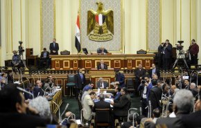رسميا: البرلمان المصري يفوض السيسي بالتدخل في ليبيا