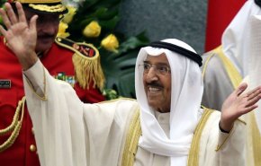 أمير الكويت يغادر فجر الخميس إلى الولايات المتحدة لاستكمال العلاج 