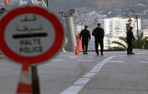 مع تصاعد الإصابات.. إغلاق جميع مداخل الجزائر بسبب كورونا