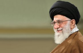 بالفيديو: نداء قائد الثورة الى حجاج بيت الله الحرام 