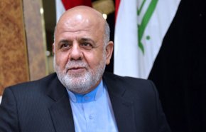 بالصور..السفير الايراني يتشرف بزيارة مرقد الامام علي (ع) 