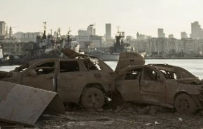 بعد الفاجعة.. ​​​​​​​وصول أول سفينة لمرفأ بيروت، من أين اتت؟