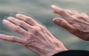 لا تفوت هذه الفاكهة ..تنقذك من أعراض باركنسون