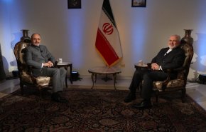 ظريف : نساعد لبنان بلا مقابل.. والتطبيع الإماراتي لا تأثير له 