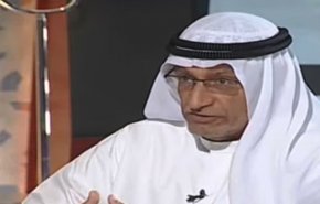 أكاديمي إماراتي يغير مواقفه حول التطبيع والمغردون يردون عليه