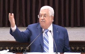 شاهد.. عباس يفتح النار على المطبعين: تنكروا لكل شيء !