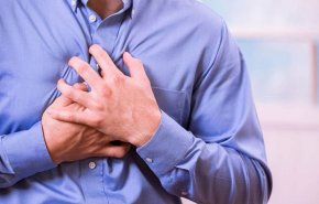 متى تصبح النغزات في القلب تحتاج مراجعة للطبيب؟