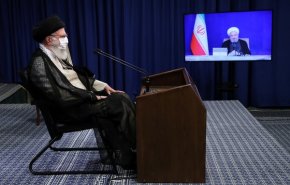 الامام الخامنئي يحدد مقومات النهوض
