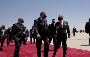 قبيل القمة الثلاثية.. الكاظمي يلتقي  ملك الأردن 