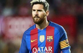ميسي يخطر إدارة برشلونة برحيله عن النادي