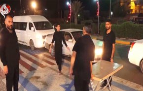 شاهد.. عراقيون يحيون الشعائر الحسينية على طريقتهم الخاصة!