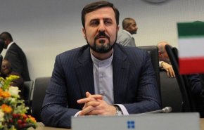 غريب آبادي: لن نتحمل تجاوز ما تم التفاهم حوله خلال زيارة غروسي لطهران