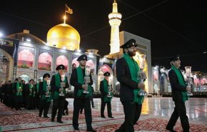  شاهد.. مراسم خطبة عاشوراء في مرقد الإمام الرضا عليه السلام 