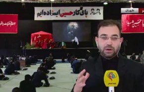 شاهد: طهران تجدد يوم البيعة والولاء للحسين (ع) وثورته