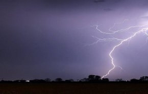 بالصور.. شاهد ما سببته صاعقة في نينوى شمالي العراق