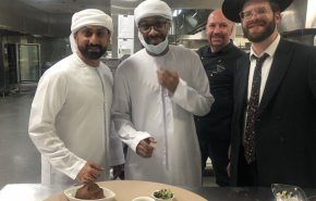 بعد التطبيع العلني ..أول مطعم إسرائيلي بالإمارات+صور