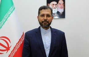 إيران تدين إساءة مجلة 