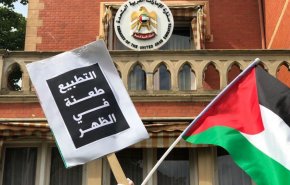 دولتان خليجيتان ستلحقان باتفاق العار قبل نهاية العام
