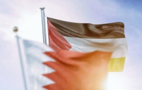 شاهد.. غضب شعبي واسع لخيانة البحرين