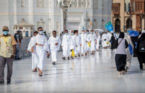 الداخلية السعودية: إعادة السماح بالعمرة يتعلق بمستجدات كورونا 