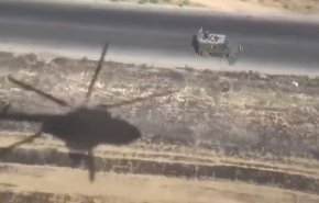 شاهد.. مروحيتان أمريكيتان تتحرشان بدورية روسية.. فجاءها الرد