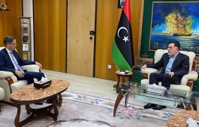 السراج يلتقي السفير الألماني لدى ليبيا أوليفر أوفتشا