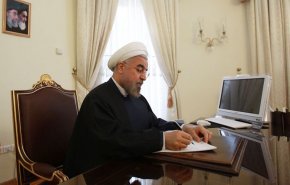 روحاني: 40 عاما من المقاومة أدت الى زيادة بصيرة الشعب الايراني