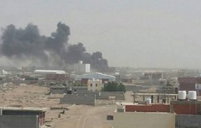 95 خرقا للعدوان السعودي في جبهات الحديدة خلال الساعات الماضية