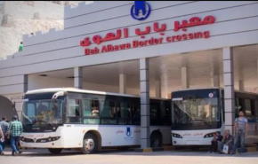 المعارضة تغلق معبر باب الهوى أمام المسافرين بأمر تركي