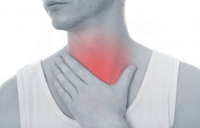 احذر.. ارتداء كمامة متسخة يصيبك بالتهاب الحلق